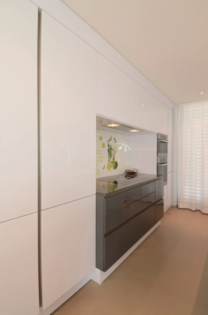 Spirituelles Wohnen in der Schweiz – Garderobe, Innenarchitektur Manuela Bross (Bild 8)