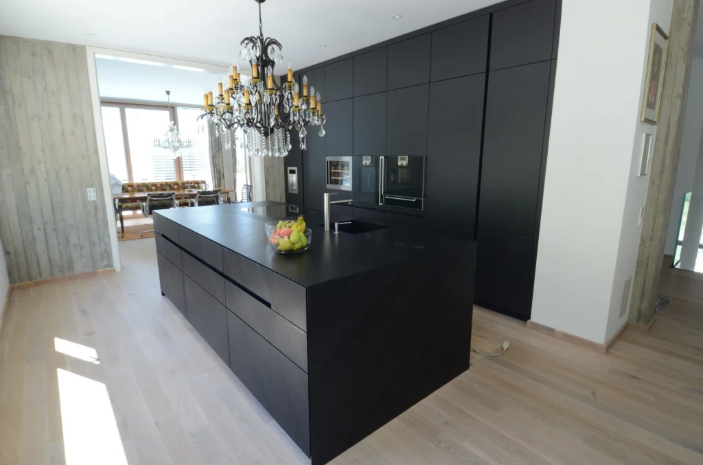 Sonniges Wohnen am Kaiserstuhl – Kochen, Innenarchitektur Manuela Bross (Bild 4)