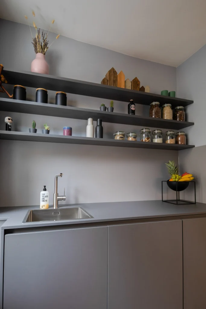 Clean Chic Schwabing – Garderobe, Innenarchitektur Manuela Bross (Bild 4)