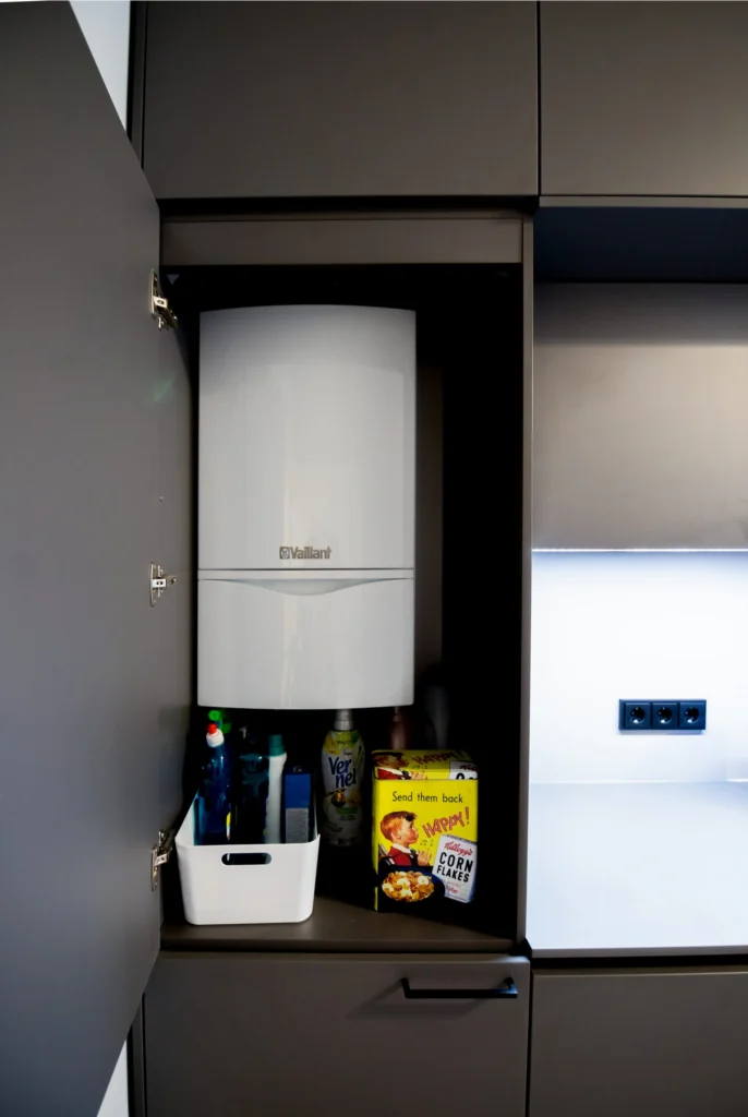 Clean Chic Schwabing – Garderobe, Innenarchitektur Manuela Bross (Bild 6)