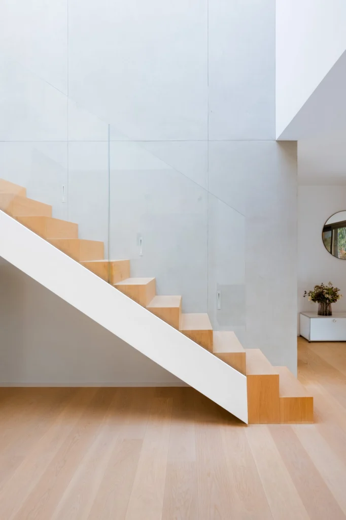 Küche in Bauhausvilla Emmering – Kochen, Innenarchitektur Manuela Bross (Bild 18)