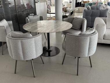 Minotti Torii Armleh... – Design Outlet Manuela Bross